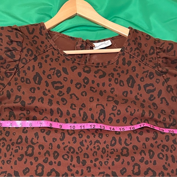 Universal Threads Animal Print Dress - Picture 3 of 3